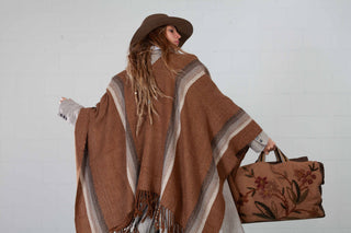 Handwoven Poncho - Proyecto Origenes