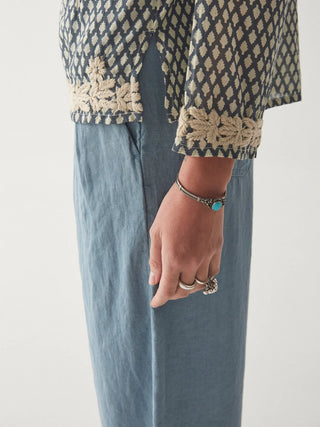 Maison Hotel Rita Blue Note Jasmine Blouse