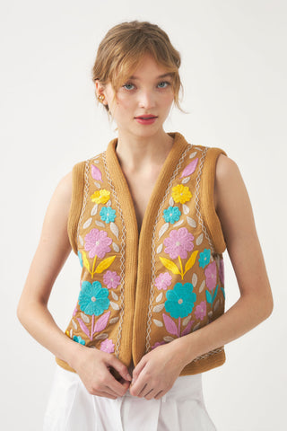 Tady Embroidered Sleeveless Gilet