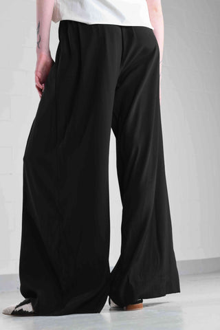 Parigi Seidenhose mit weitem Bein schwarz - By Adushka